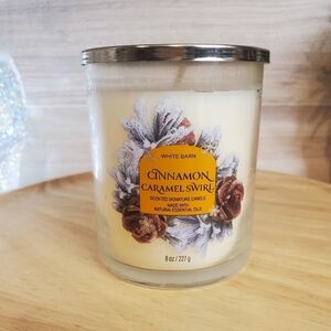 Bath and Body Works Cinnamon Caramel Swirl Holiday Candle